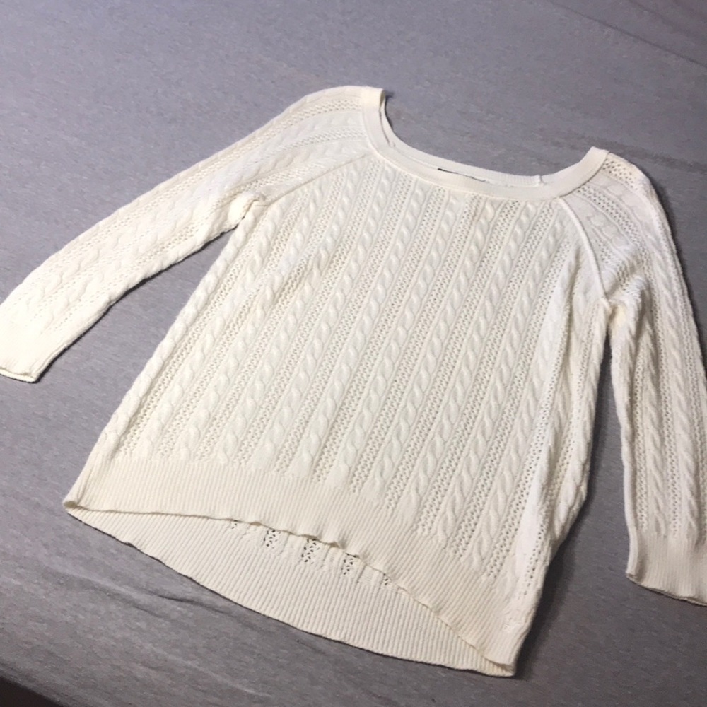 American Eagle sweater